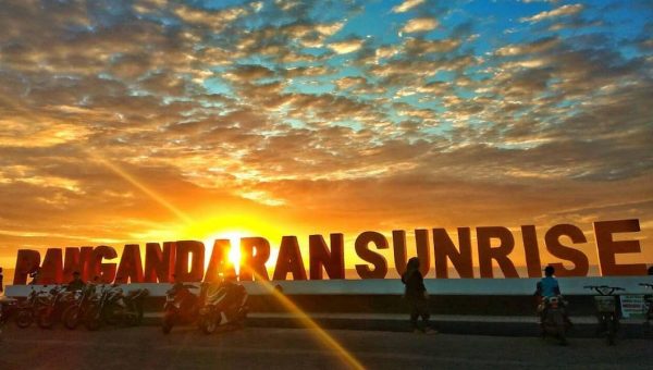 Pantai Pangandaran 2